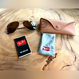 Guaranteed Authentic Ray-Ban Ray Ban Aviators Brown with gold frame. Used twice!